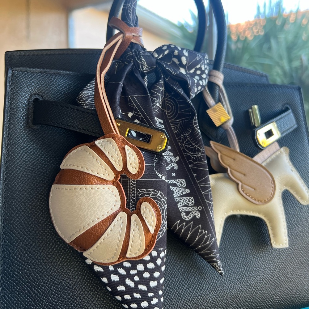 Croissant Bag Charm - CHOCOLATE BROWN - Picture 15 of 15